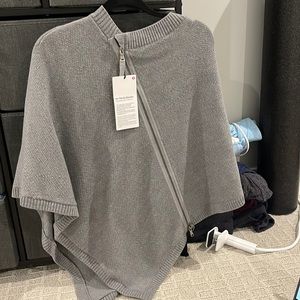 Lululemon On The Go Poncho *NWT